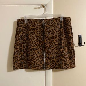 Cheetah print skirt from SHEIN. 2XL
